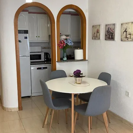 Sunny&cozy Apartment, 6-min Walk To Del Cura Apartment *